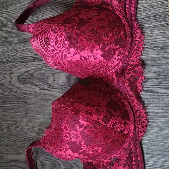 La Senza Burgundy Lace Bra - Picture 7 of 7